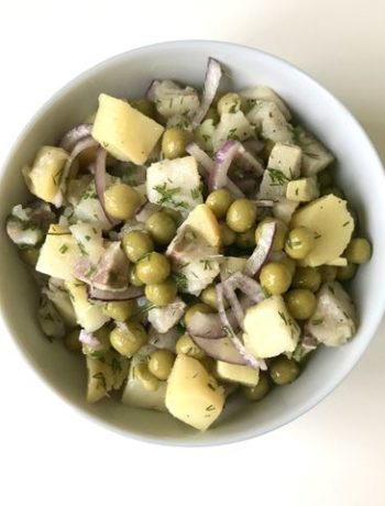 Салат из сельди с горошком и овощами – пошаговый рецепт