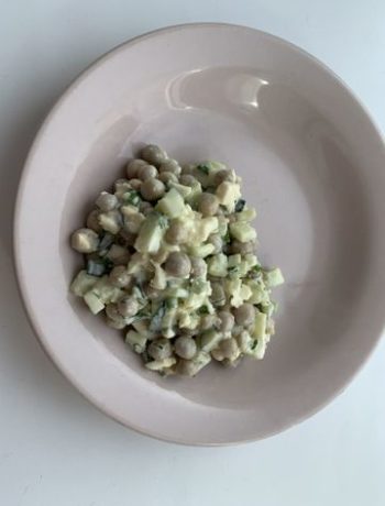 Салат с горошком «Проще не бывает» – пошаговый рецепт