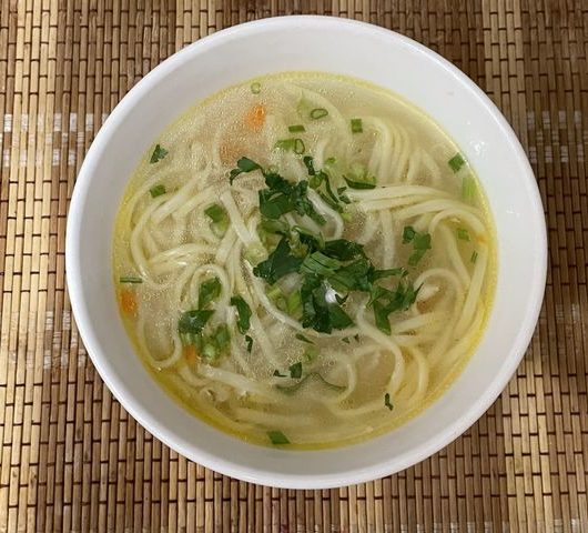 Легкий куриный суп с лапшой – пошаговый рецепт