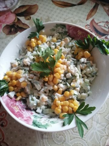 Салат «Август» с кукурузой – пошаговый рецепт