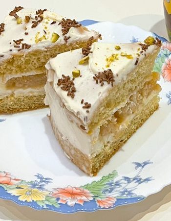 Бисквитный торт с грушевой прослойкой – пошаговый рецепт
