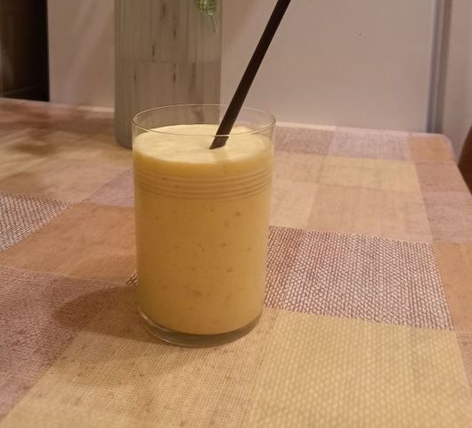Молочный коктейль с манго «Тропик» – пошаговый рецепт