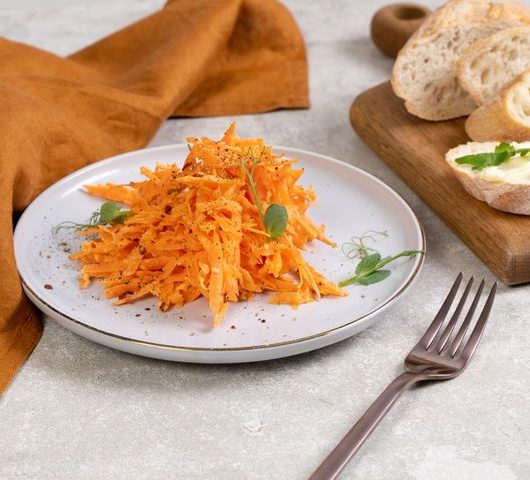 Салат из моркови с майонезом и чесноком – пошаговый рецепт