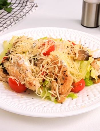 Теплый салат с курицей и грибами – пошаговый рецепт