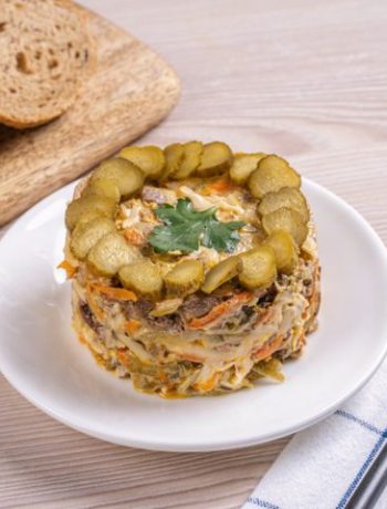 Салат по-царски с печенью и сыром – пошаговый рецепт