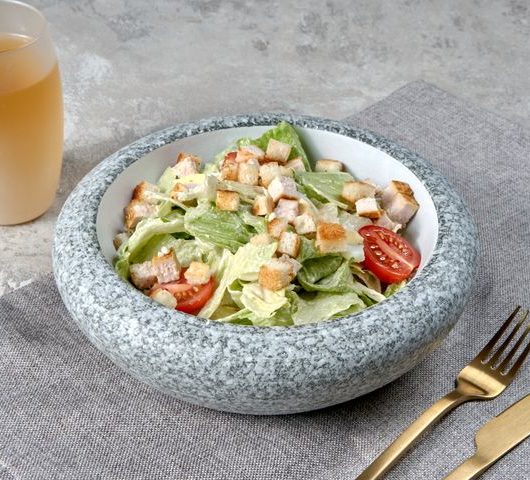 Салат с курицей и анчоусами – пошаговый рецепт