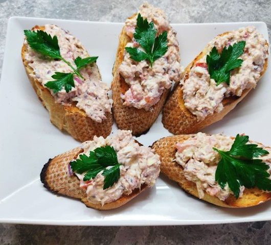 Легкая закуска с тунцом – пошаговый рецепт