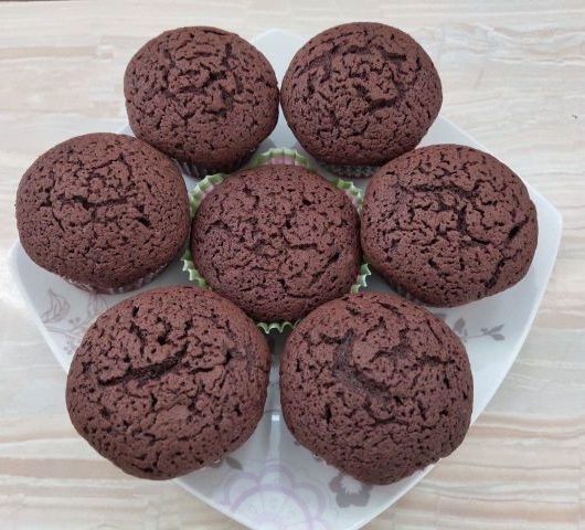 Шоколадные капкейки «Брауни» – пошаговый рецепт