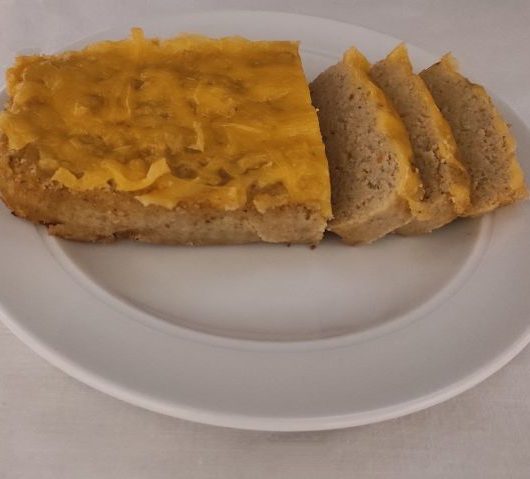 Нежный запеченный паштет из карпа с хрустящей сырной корочкой – пошаговый рецепт