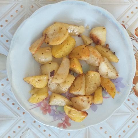 Ароматная картошка по-деревенски – пошаговый рецепт