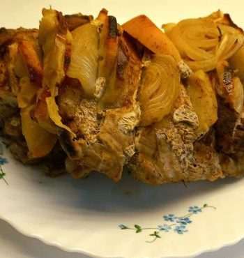 Сочная свинина с хурмой и яблоком – пошаговый рецепт