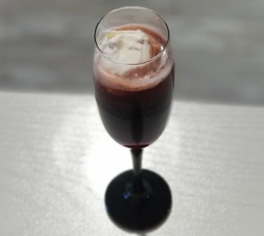 Безалкогольный коктейль с гренадином и мороженым – пошаговый рецепт