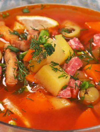 Солянка на свином сале с копченой колбасой и красным перцем – пошаговый рецепт