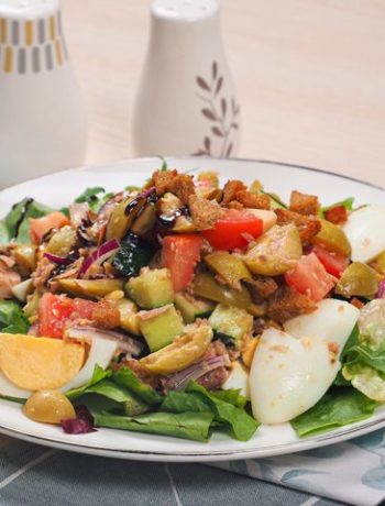 Салат с тунцом и оливками – пошаговый рецепт