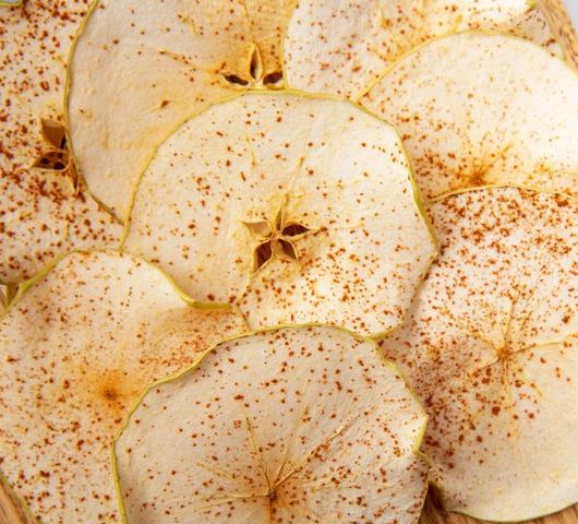 Чипсы из яблок с корицей – пошаговый рецепт