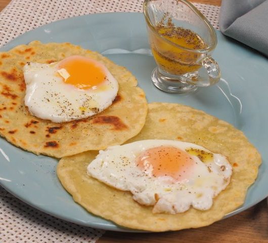 Лепешка с яйцом – пошаговый рецепт