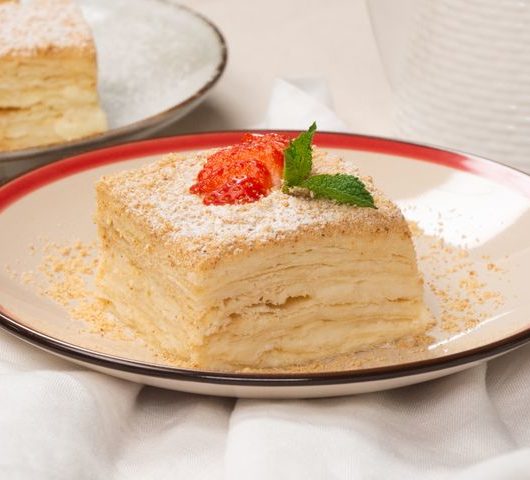 Торт «Наполеон» из домашнего теста – пошаговый рецепт