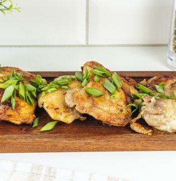Куриные бедра на сковороде – пошаговый рецепт