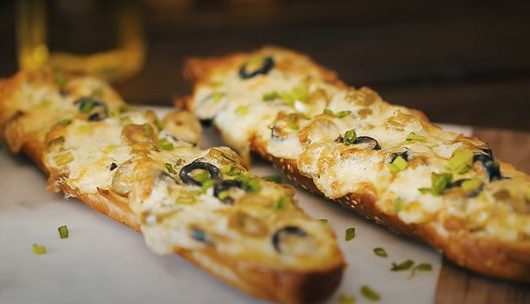 Самый сырный хлеб «Лодочки» – пошаговый рецепт