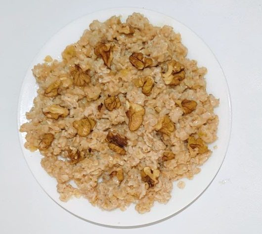Орехово-медовая овсянка на молоке – пошаговый рецепт