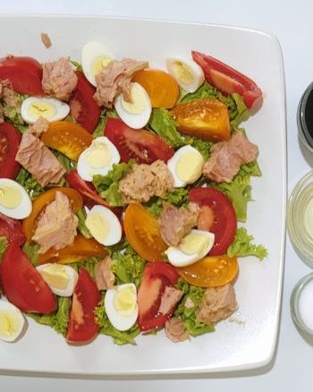 Аппетитный салат с тунцом – пошаговый рецепт