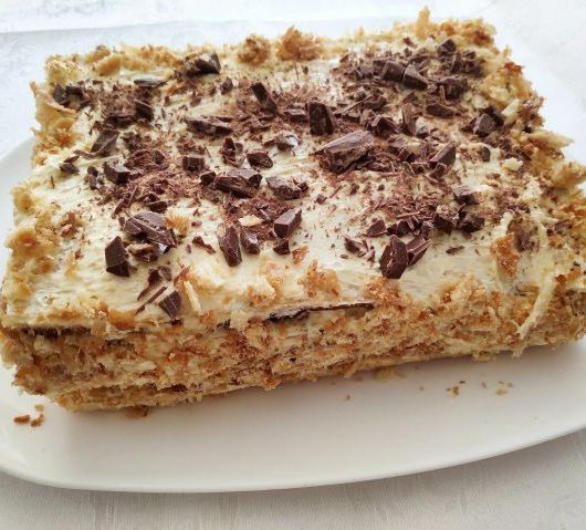Слоеный торт «Лентяйка» – пошаговый рецепт
