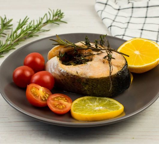 Стейк из лосося с апельсином и травами – пошаговый рецепт