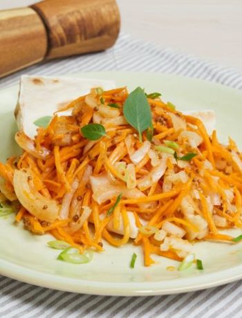 Морковь по-корейски с луком – пошаговый рецепт