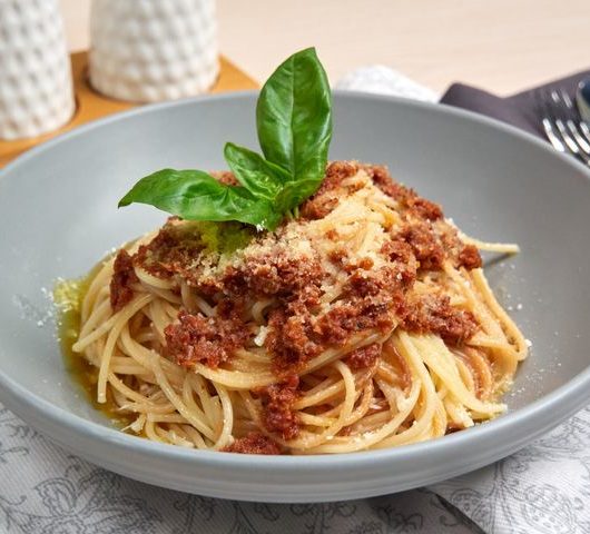 Спагетти на сковородке