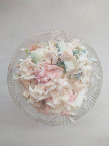 Крабовый салат с огурцом и яблоками – пошаговый рецепт
