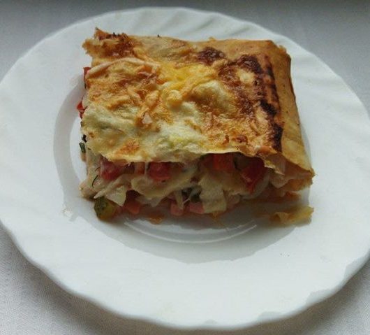Быстрый пирог в лаваше с помидорами и ветчиной – пошаговый рецепт