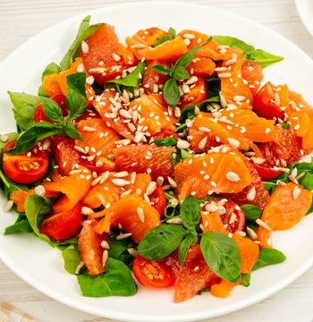 Салат из семги с грейпфрутом – пошаговый рецепт