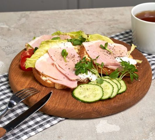 Тост со свиной корейкой – пошаговый рецепт