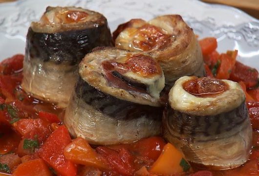 Запеченная скумбрия с беконом и лечо – пошаговый рецепт