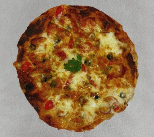 Ароматная пицца с кобасой и сыром – пошаговый рецепт