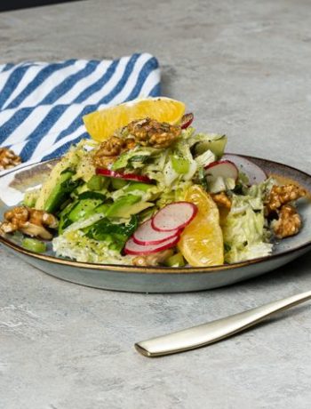Салат из авокадо с грецкими орехами – пошаговый рецепт