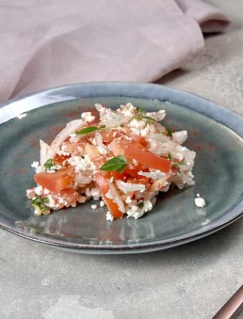 Диетический салат с творогом и томатами «Пинк Парадайз» – пошаговый рецепт