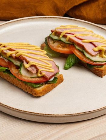 Бутерброды из цельнозернового хлеба с карбонадом – пошаговый рецепт