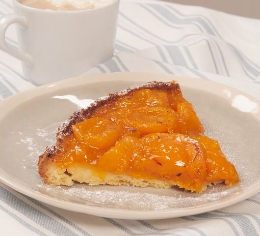 Пирог с персиковым вареньем – пошаговый рецепт